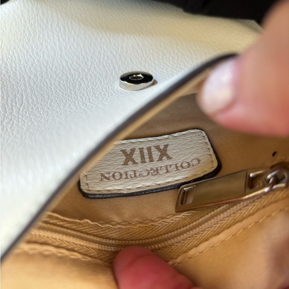 COLLECTION XIIX White Crossbody/Wristlet Handbag - Picture 6 of 6